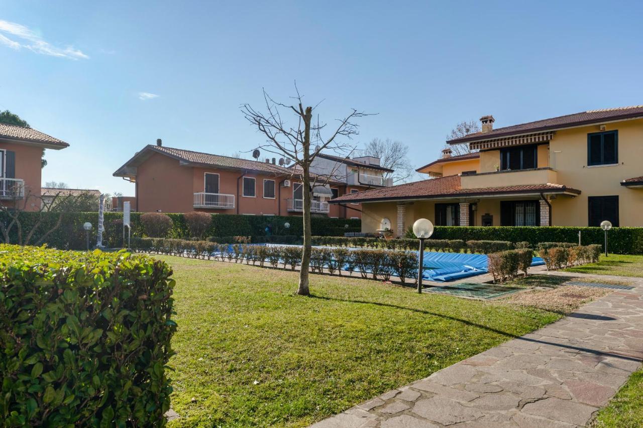 Casa Palmeta - 2 Bedrooms Apartment With Pool Sirmione Exterior photo